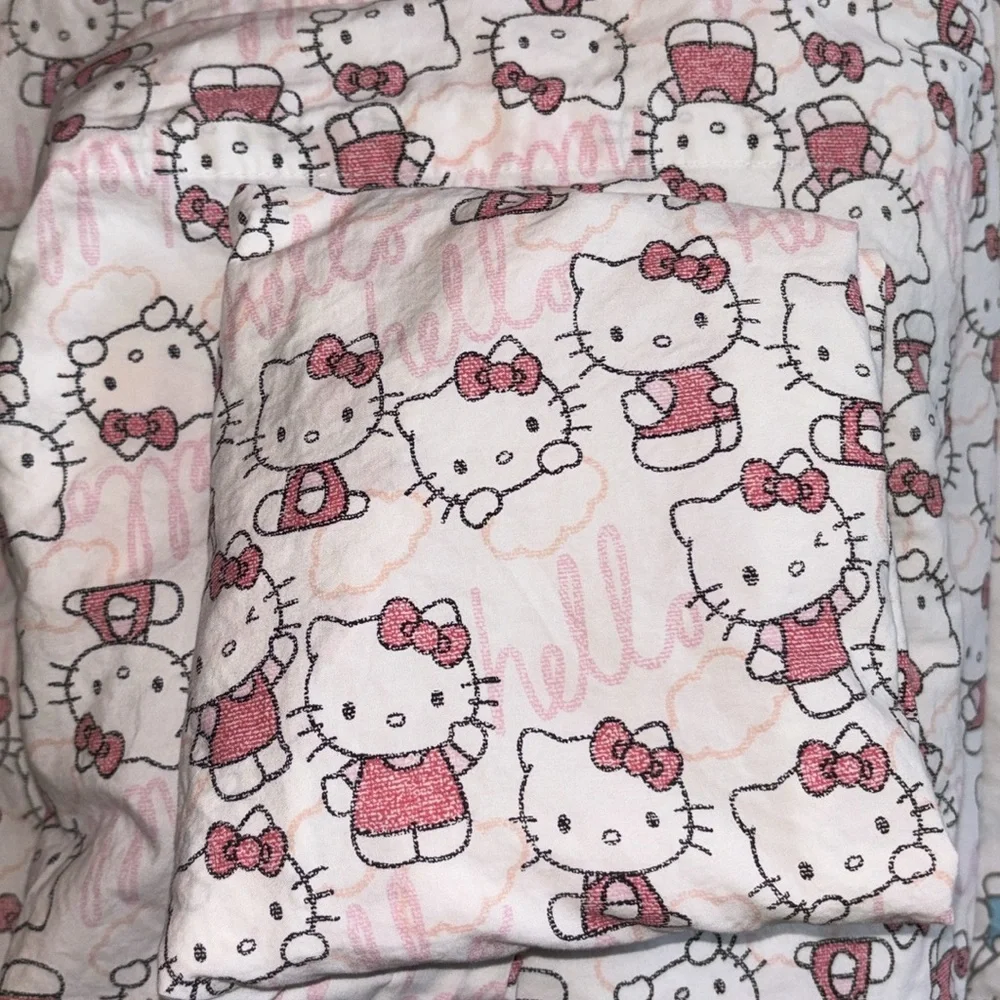 Hello Kitty Pottery Barn Teen Pink and White Sheet Set with Whimsical Design PBT